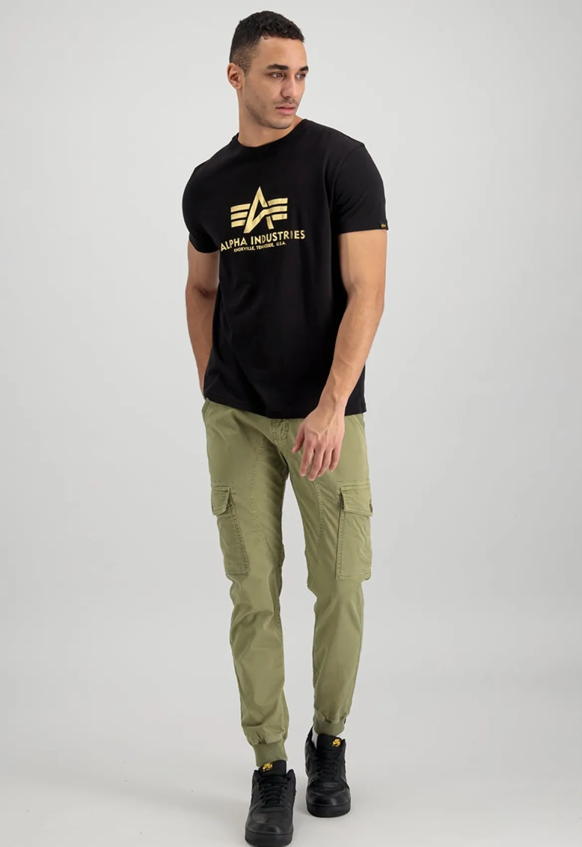 Alpha Industries Basic Foil Print - T-Paita, musta-kulta