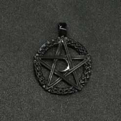 Black Moon Pentagram -Riipus