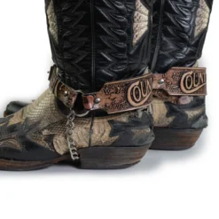 Bullet 69 Country music - Bootsiremmit 2kpl
