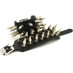 Bullet69 2 row medium spikes - Niittiranneke