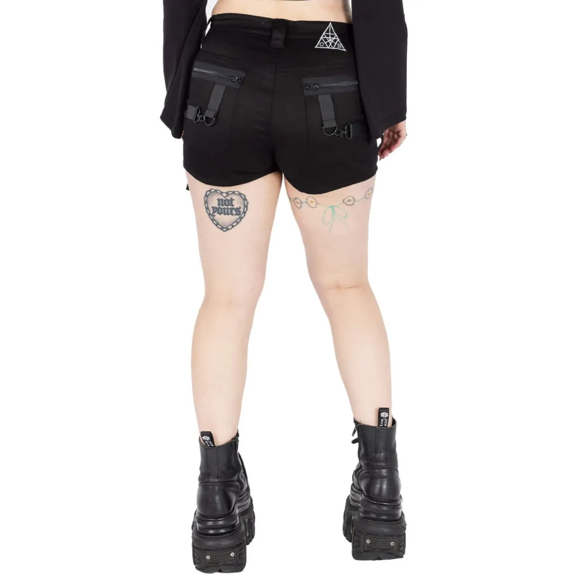 Chemical Black Kindra - Shortsit