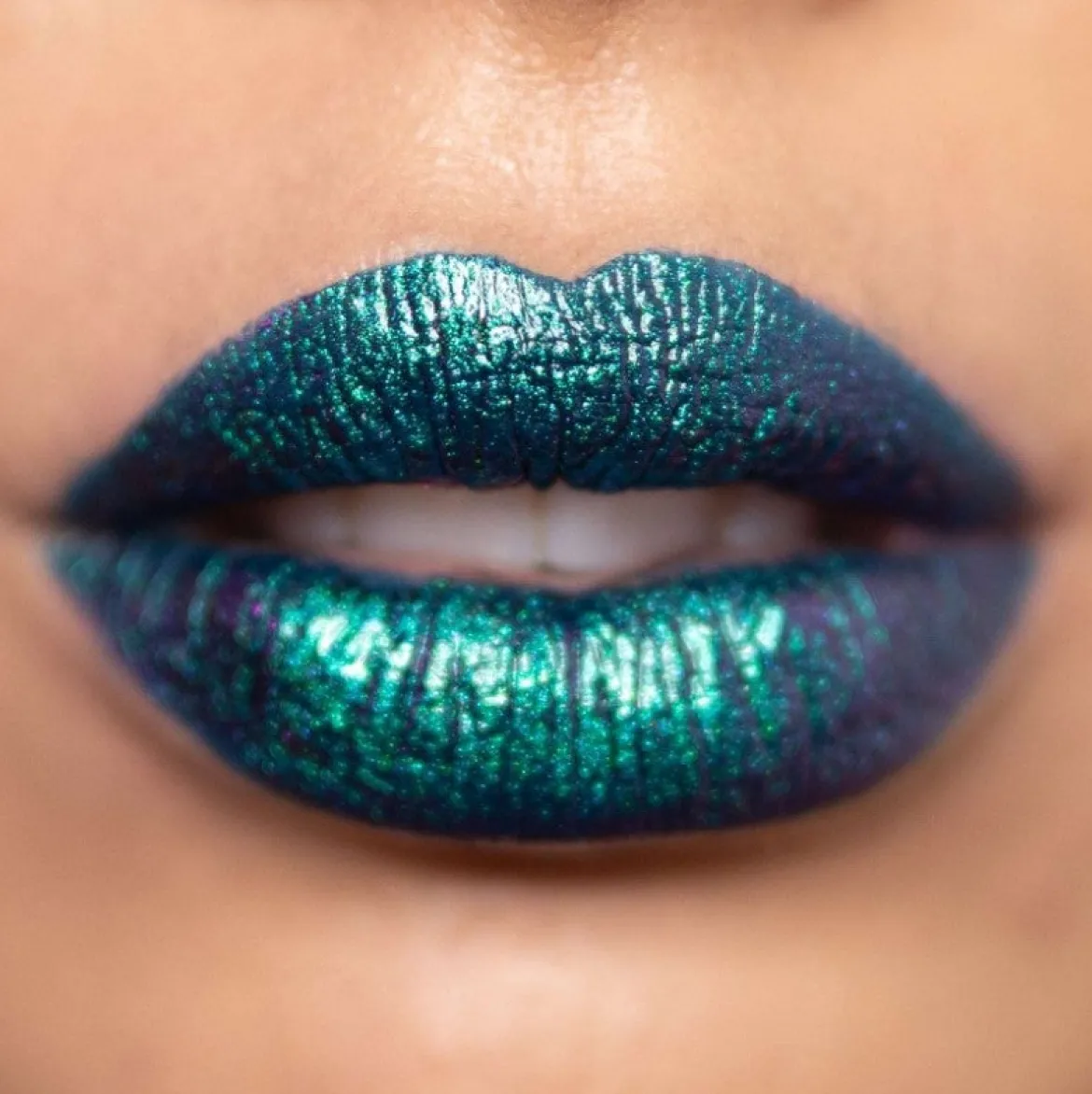 Jolie Beauty Mystique - MultichromeHuulikiilto