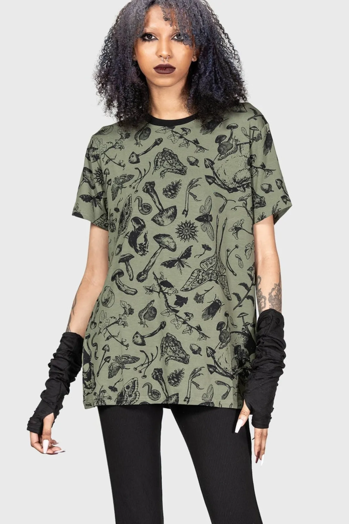 Killstar Mantodea - T-paita