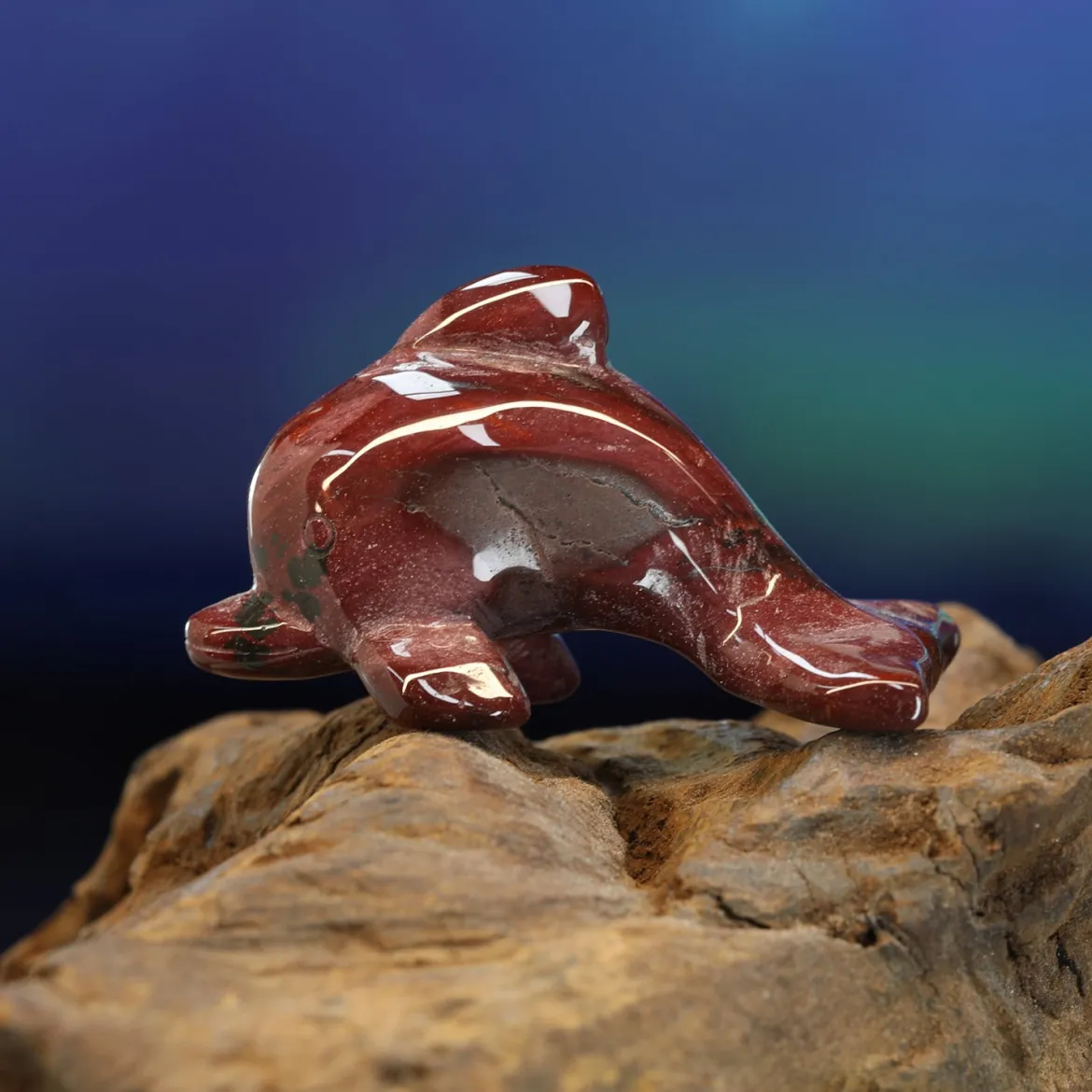 Mookaite jaspis Delfiini 6cm
