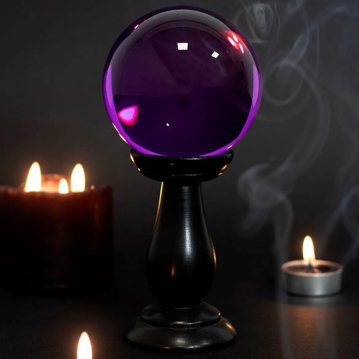 Pieni Violetti Kristallipallo