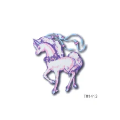 Pink unicorn - pieni siirtotatuointi
