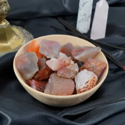 Punainen akaatti -Raakakivi