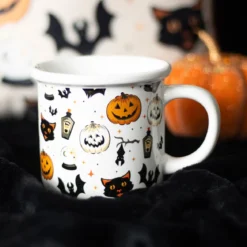 Spooky cat and pumpkin - Muki