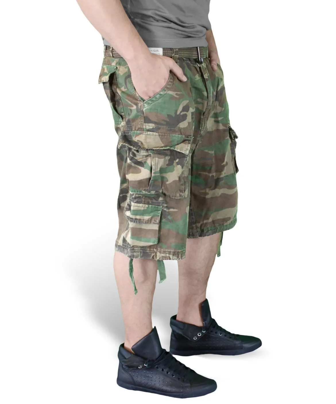 Surplus Division - Shortsit, Woodland