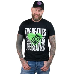 The Beatles: Love Me Do Graffiti Heart - T-paita