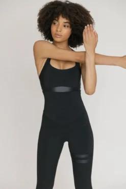 Topíssima Nicole Jumpsuit - urheiluhaalari, Super Black