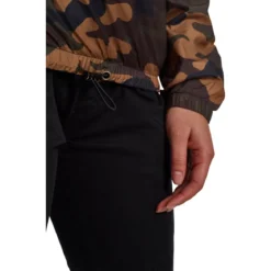 Urban Classics Camo Pull Over - välikausitakki, woodcamo