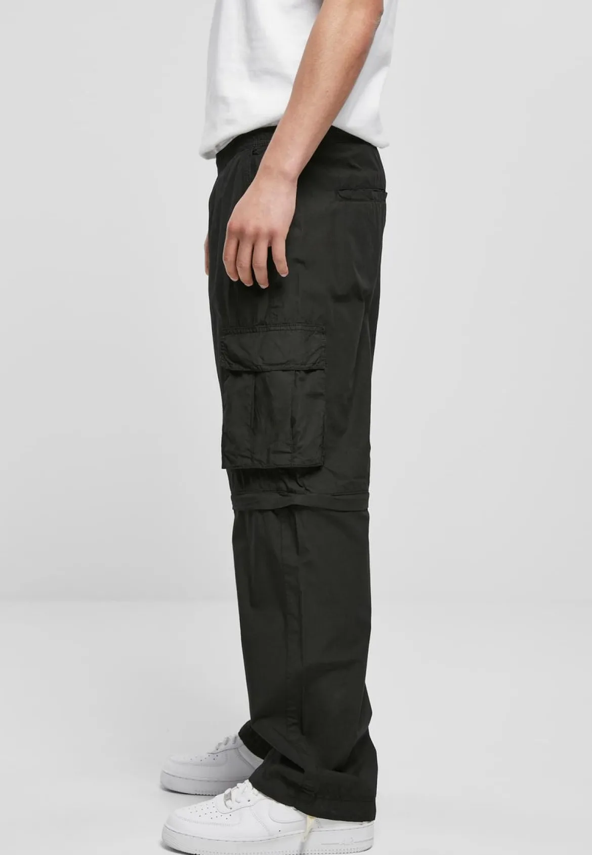 Urban Classics Zip Away - Reisitaskuhousut